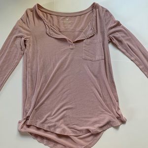 AE LONG SLEEVE PINK SHIRT